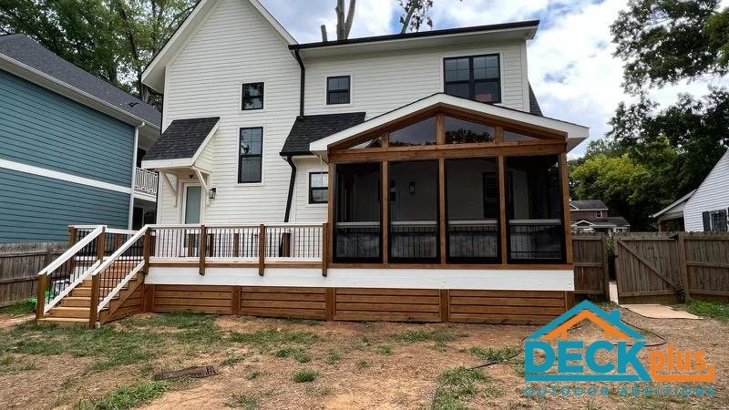 The Top 5 Reasons To Choose A Deck Plus Three-Season Room